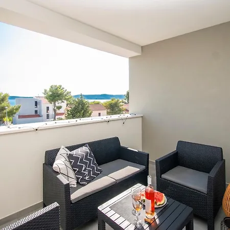 Pape Apartment Brodarica (Sibenik-Knin)